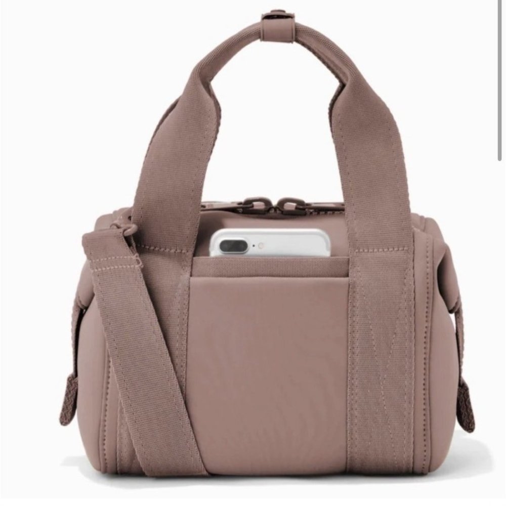 DAGNE DOVER Landon Carryall Tote XS Crossbody Bag in Dune - Picture 4 of 9